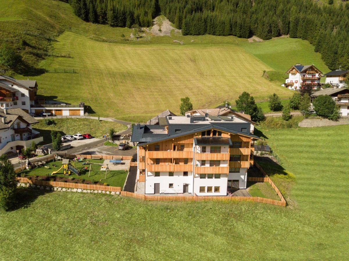 Declara B&B And Apartaments Colfosco Dış mekan fotoğraf