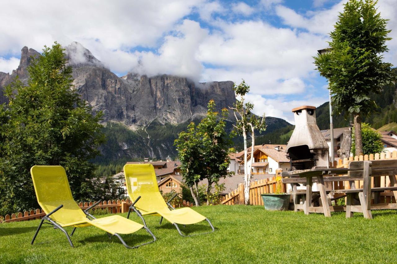 Declara B&B And Apartaments Colfosco Dış mekan fotoğraf